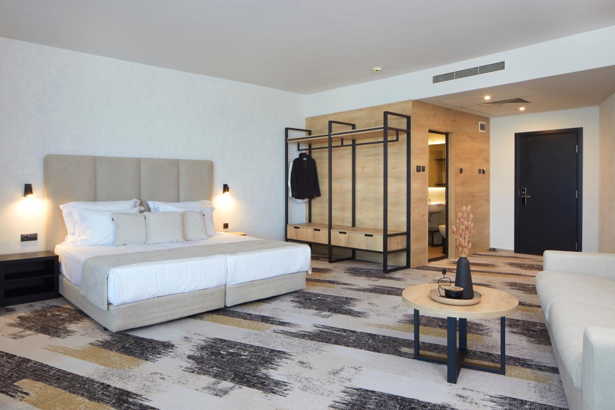Hotel Marvel All Inclusive - Fully Renovated Free Beach Access ساني بيتش المظهر الخارجي الصورة