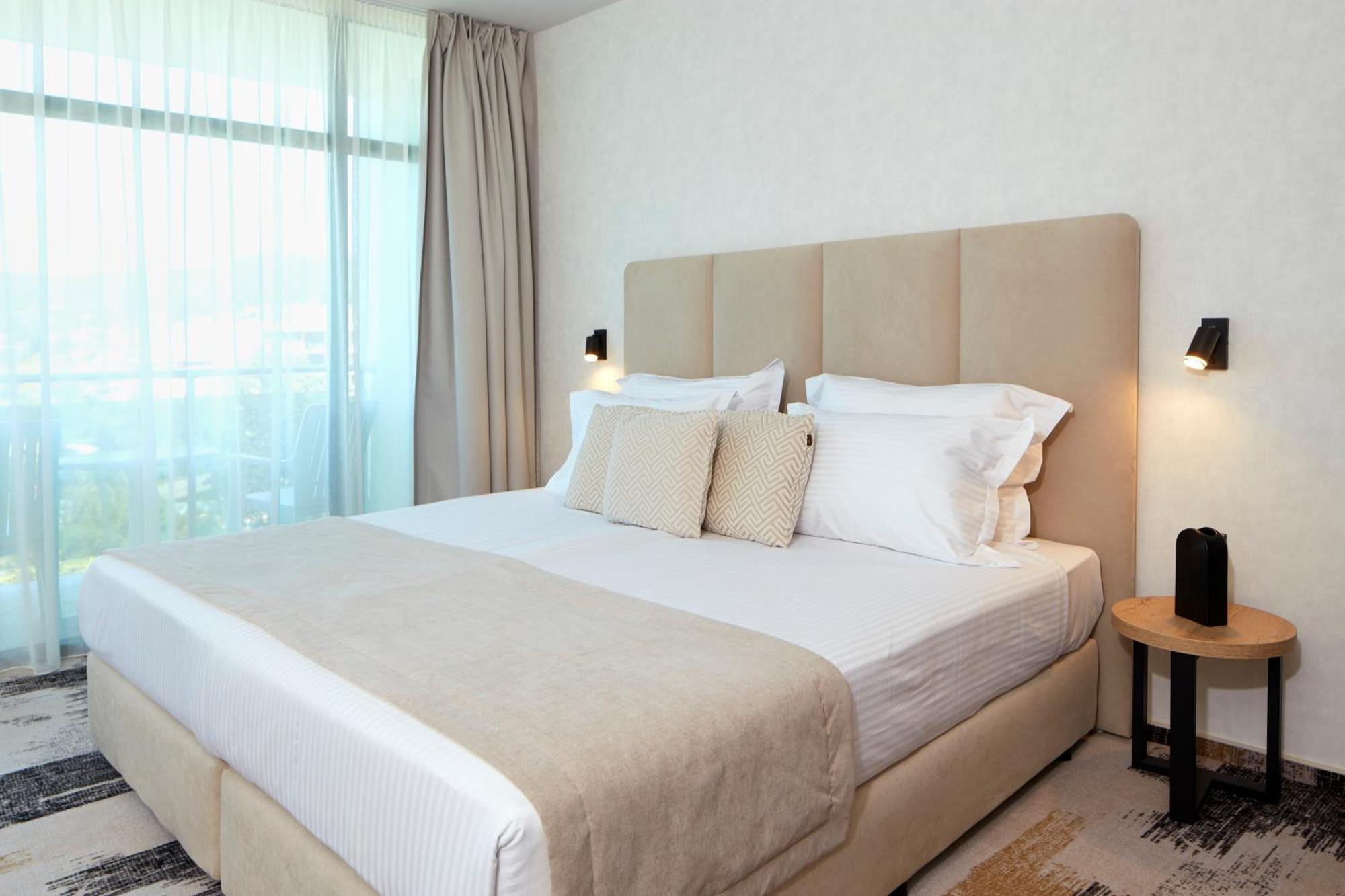 Hotel Marvel All Inclusive - Fully Renovated Free Beach Access ساني بيتش المظهر الخارجي الصورة